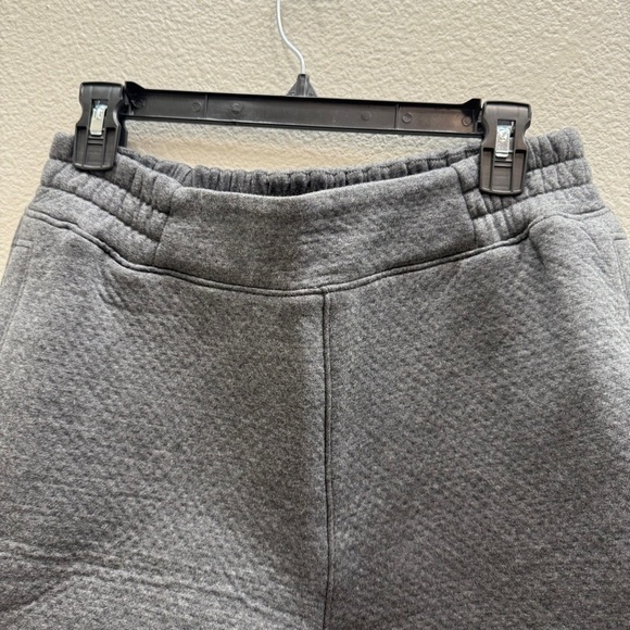 Lunya Womens Shorts Size Medium Jersey Pockets Restore New Comfy Cozy - Picture 3 of 6